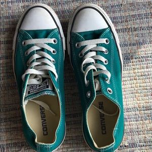 Converse low top shoes